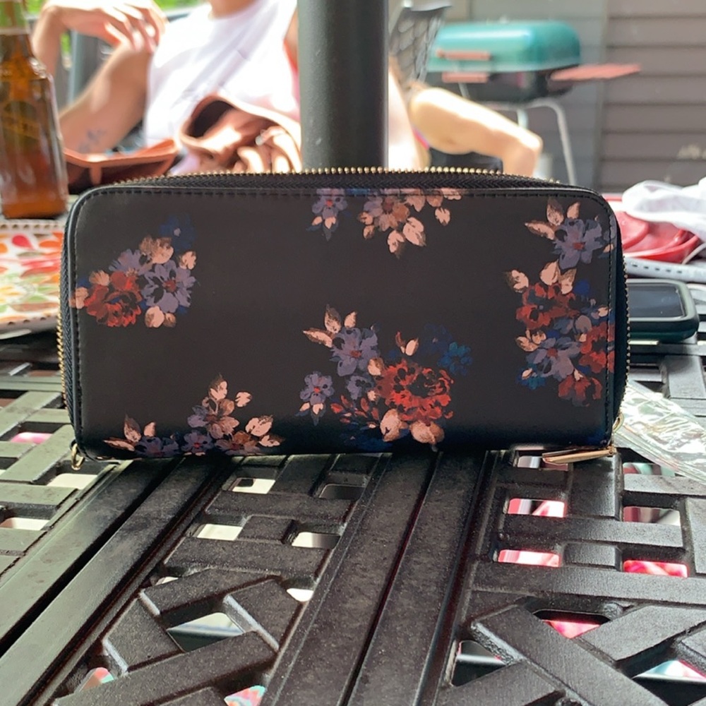 Double Zip Wallet
